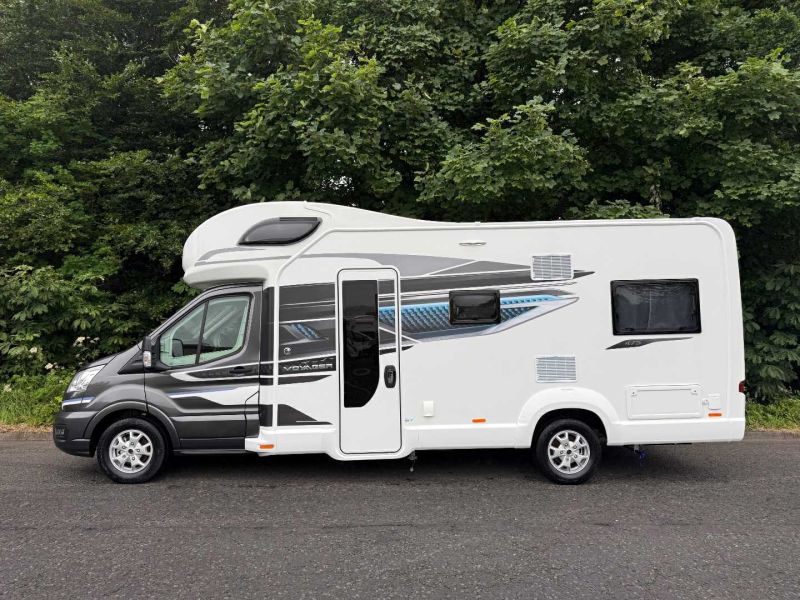 2024 Swift Voyager 475 Manual