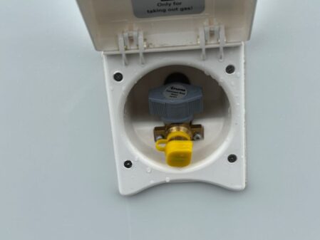 2024 Swift Voyager 475 Manual