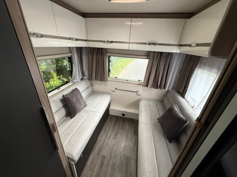 2024 Swift Voyager 475 Manual