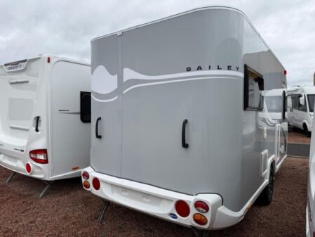 2020 Bailey Discovery D4-3