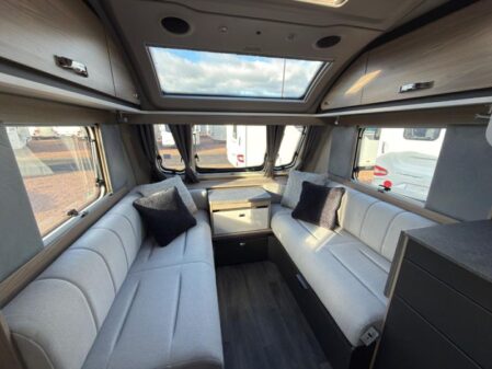 2026 Swift Challenger 560