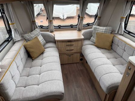 2018 Coachman Highlander 575