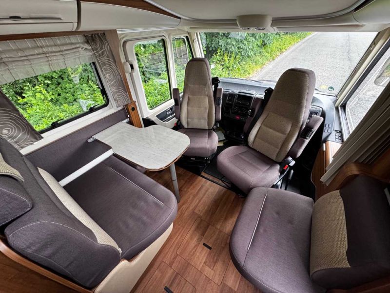 2017 Hymer B-Class 444 DL