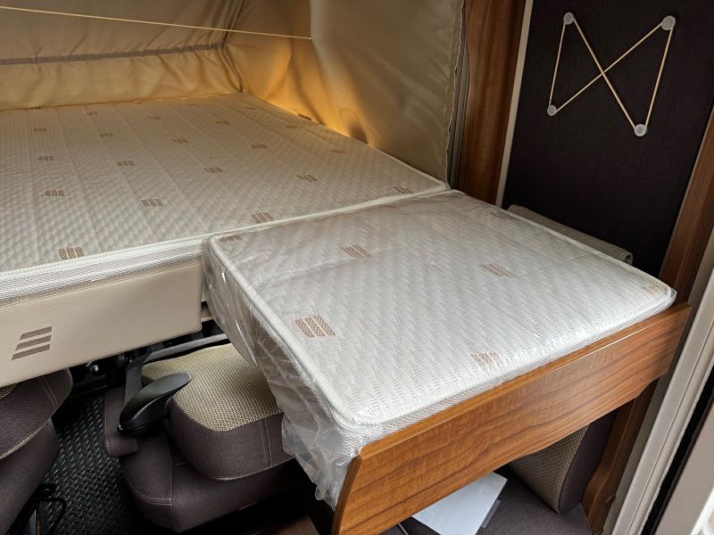 2017 Hymer B-Class 444 DL