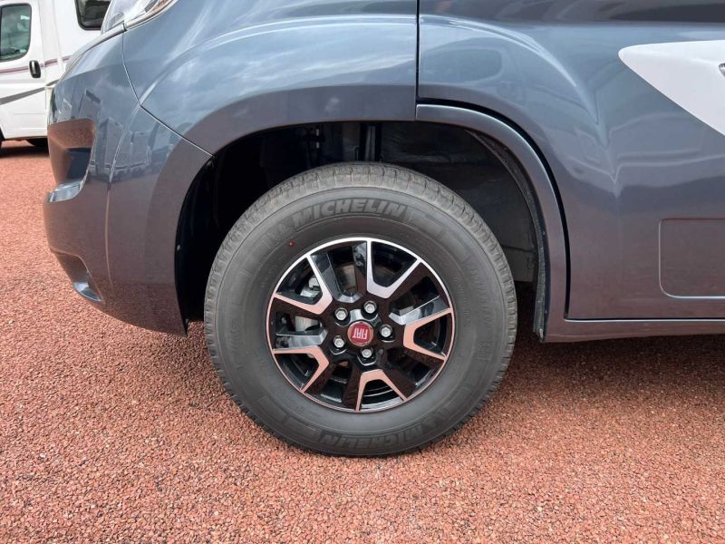 2024 Swift Escape 684