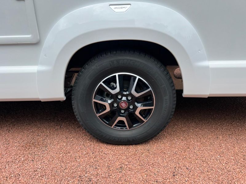 2024 Swift Escape 684