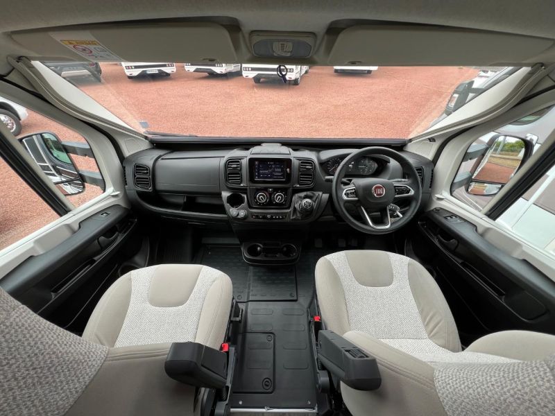 2024 Swift Escape 684