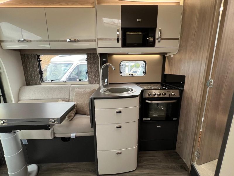 2024 Swift Escape 684