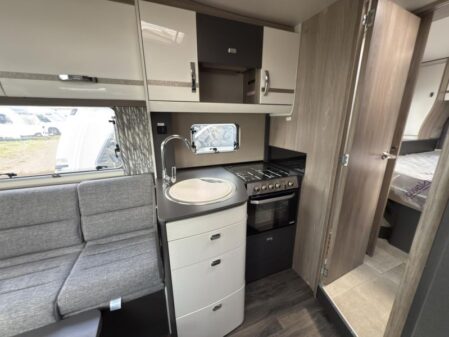 2025 Swift Escape 694
Incl Awning
