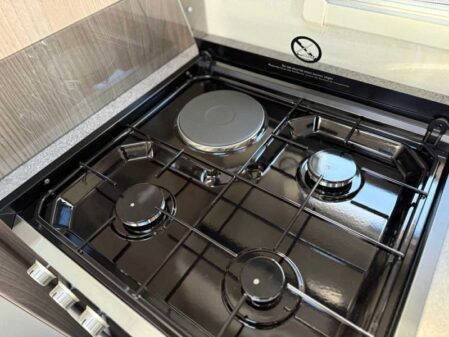 2026 Swift Challenger 390