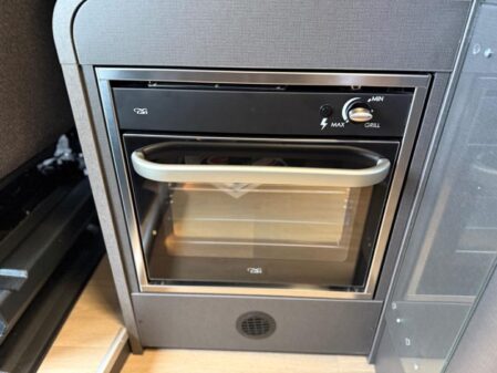 2025 Swift Trekker XL Auto