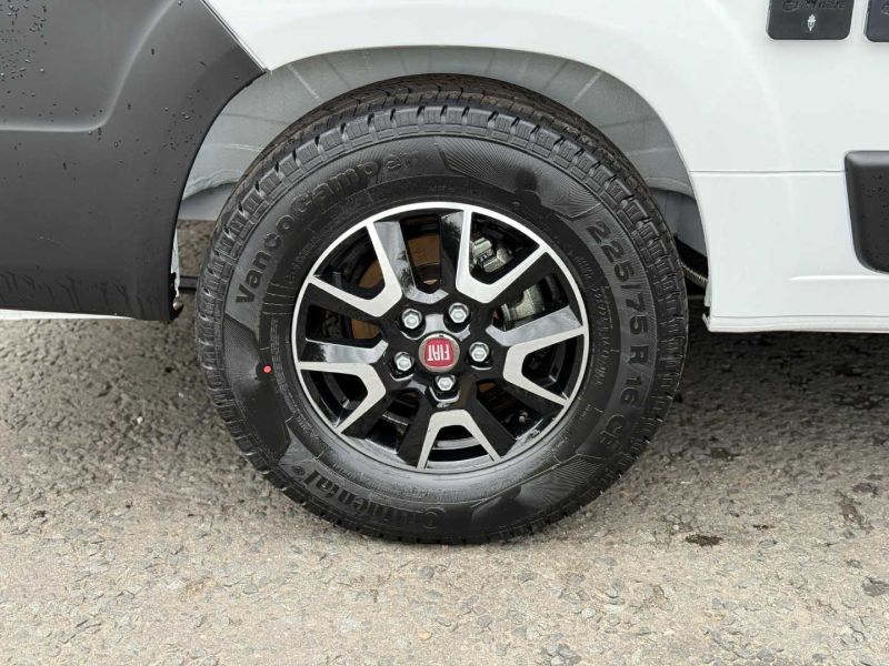 2025 Elddis Autoquest CV40 60th Anniversary Edition
Manual