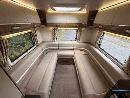 2020 Bessacarr BESSACAR 562