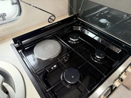 2023 Swift Challenger 480 SE