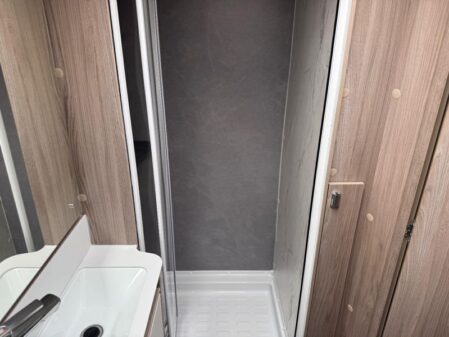 2023 Swift Challenger 480 SE