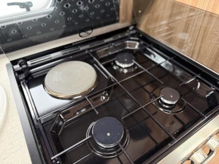 2019 Swift Challenger 565