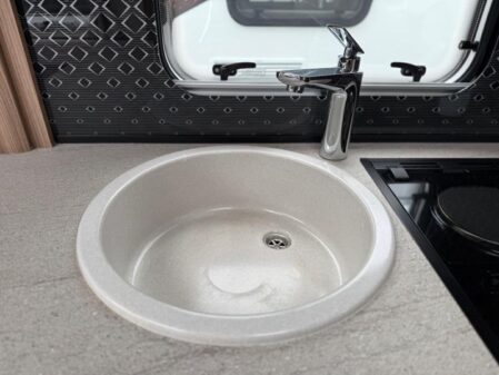 2019 Swift Challenger 565