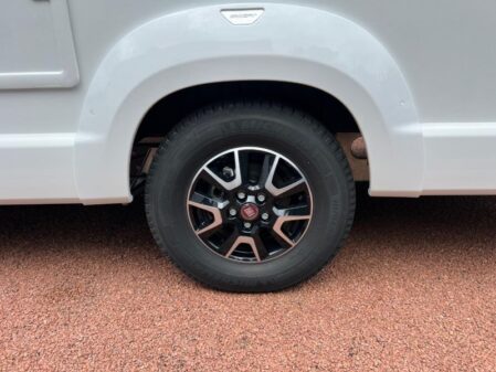 2024 Swift Escape 684