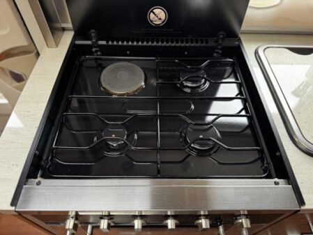 2017 Hymer B-Class 444 DL