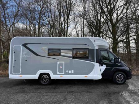 2026 Bailey Autograph 72-2