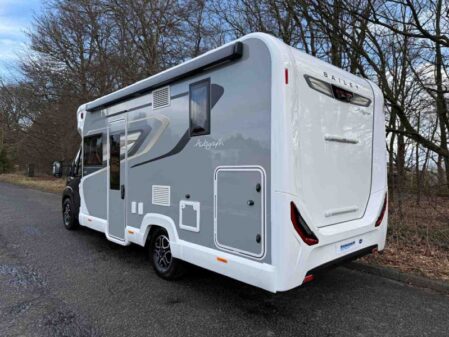 2026 Bailey Autograph 72-2