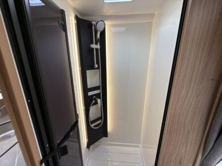 2026 Bailey Autograph 79-4T