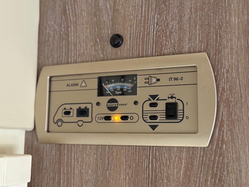 2016 Burstner Ixeo Time Sovereign 586