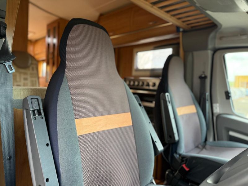 2010 Auto-Trail Apache 700 SE