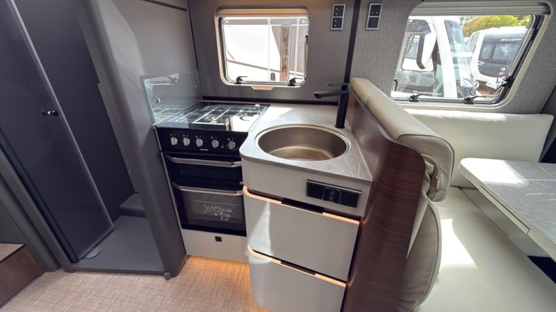 2026 Hymer B-Class ModernComfort T 680
