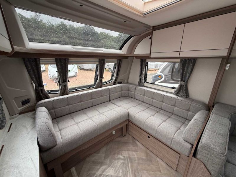 2026 Coachman Acadia 660 Xtra