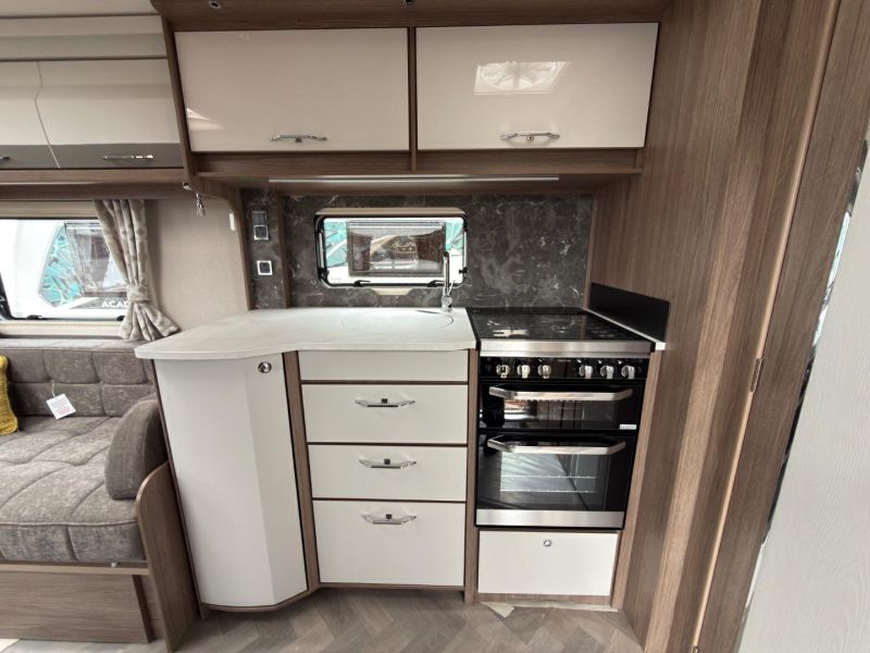 2026 Coachman VIP 460