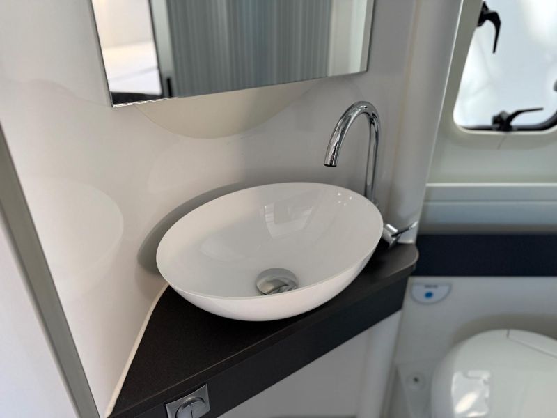 2021 Adria Twin Supreme 600 SPB