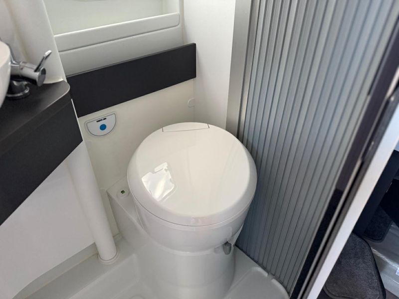 2021 Adria Twin Supreme 600 SPB