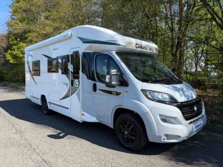 2020 Chausson Travel Line 711