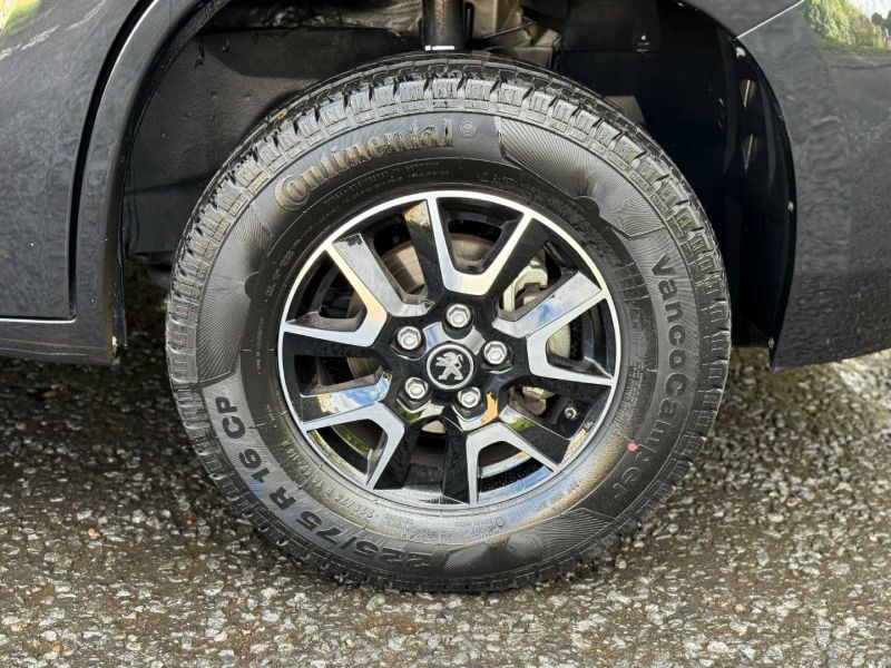2024 Elddis Platinum Accordo 120