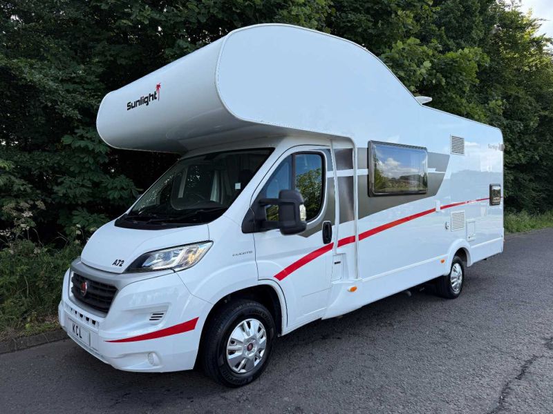 2018 Sunlight A72