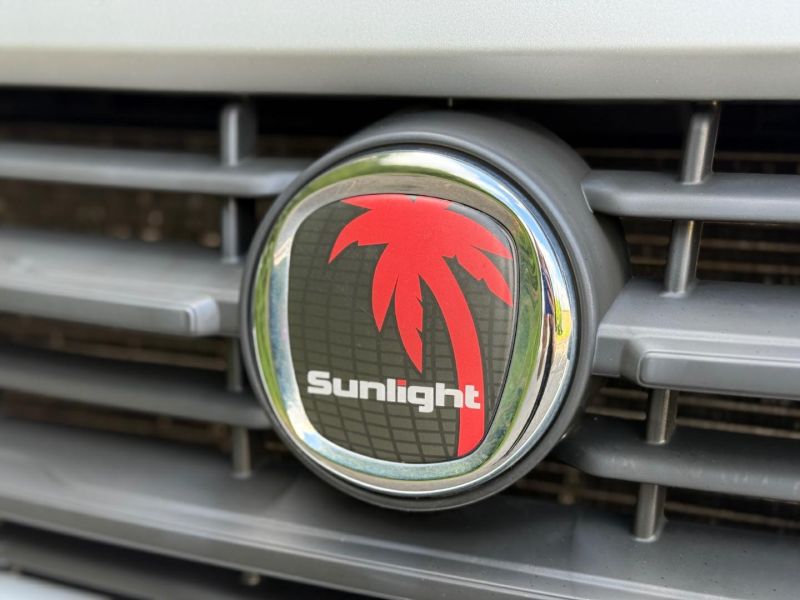 2018 Sunlight A72