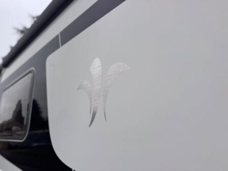 2019 Niesmann and Bischoff Smove 7.4E