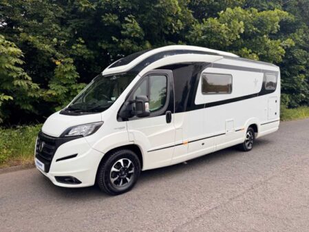 2019 Niesmann and Bischoff Smove 7.4E