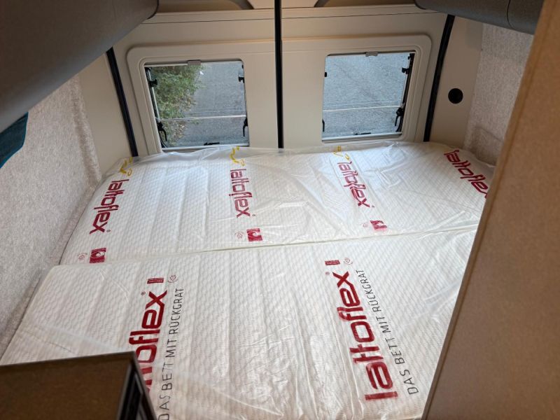 2027 Hymer Redwood 601
