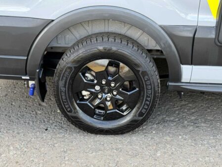2025 Swift Trekker
