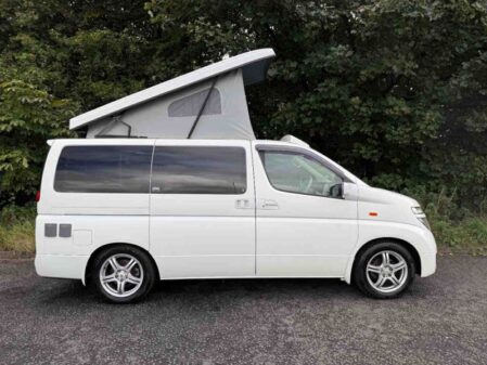 2003 Nissan Elgrand