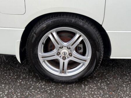 2003 Nissan Elgrand