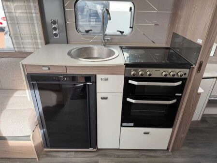 2023 Swift Challenger 580 SE