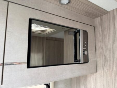 2024 Elddis Connoisseur 550