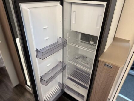 2026 Swift Conqueror 560L Grande