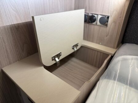2026 Swift Conqueror 560L Grande