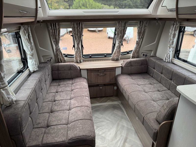 2026 Coachman VIP 575