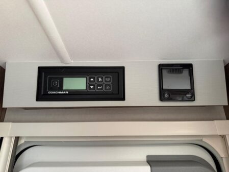 2026 Coachman VIP 575