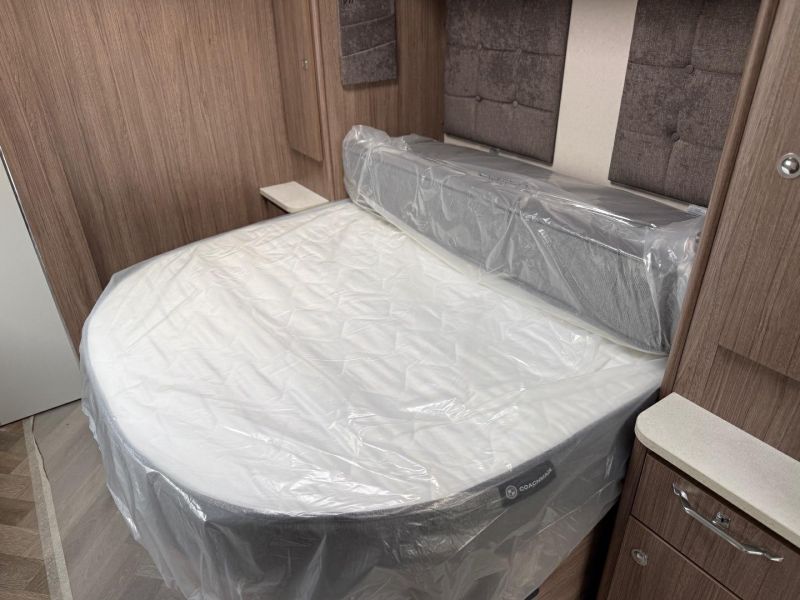 2026 Coachman VIP 575